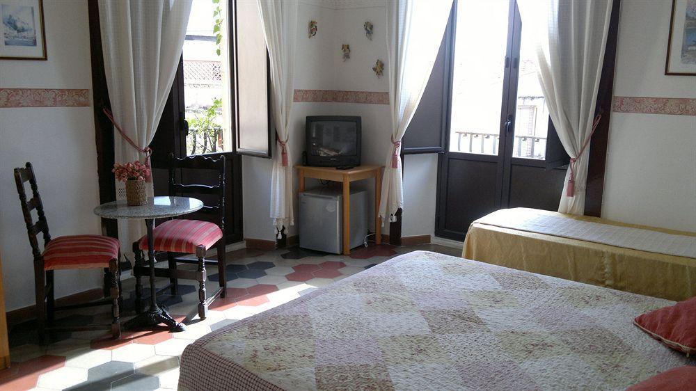 Floresta 3* Taormine